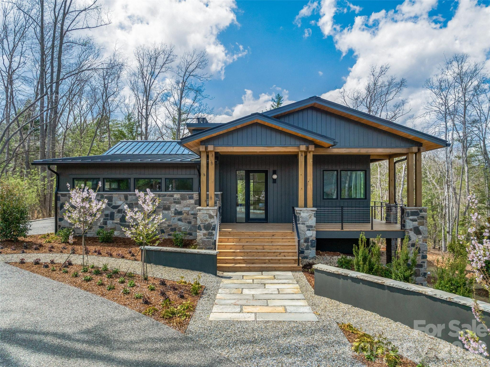 140 Upperfell Court - Photo 4