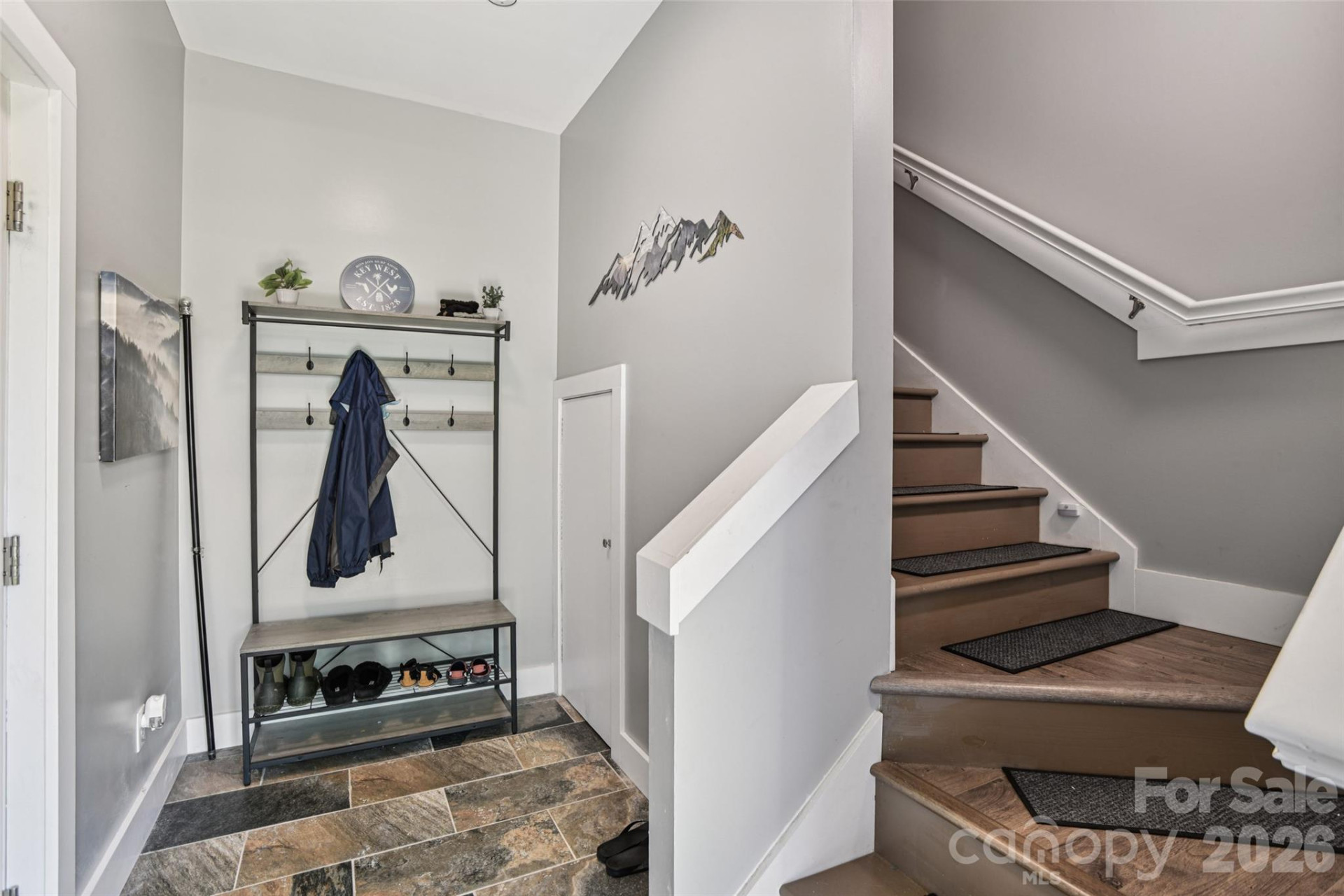 8 Apple Lane - Photo 4