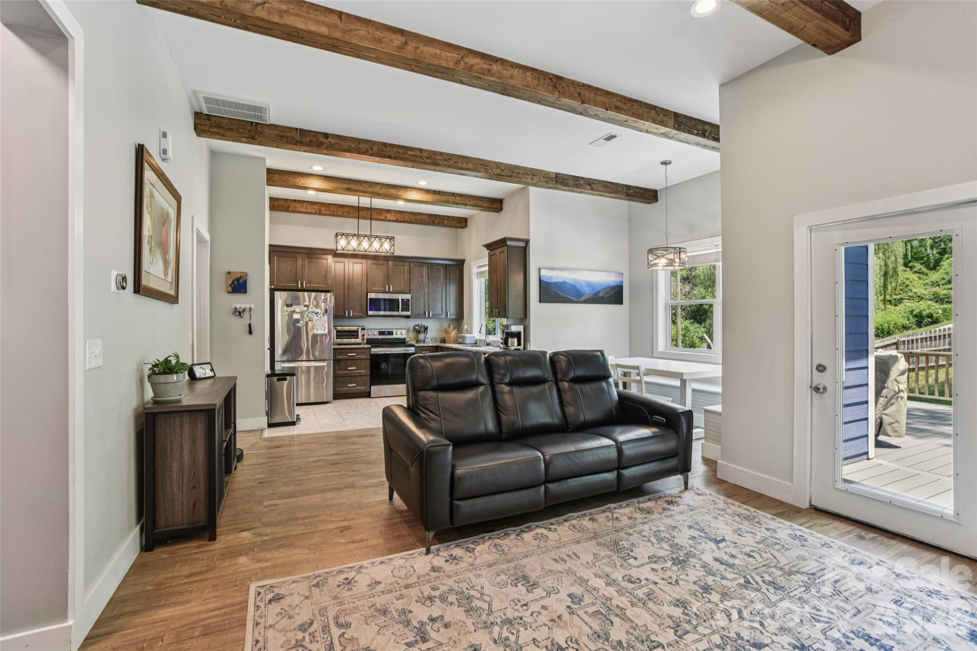 8 Apple Lane - Photo 10