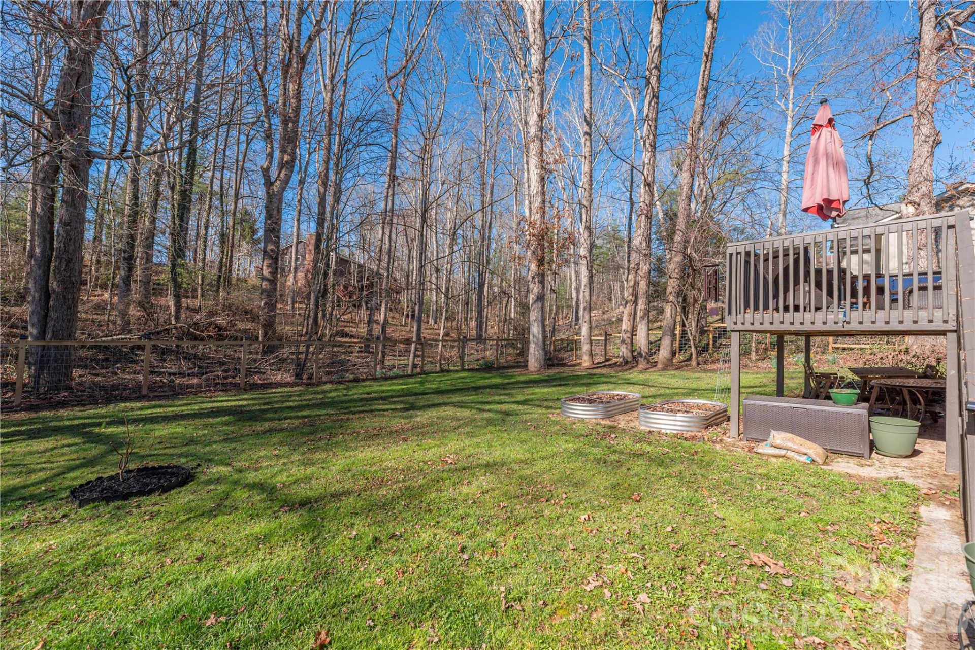 330 Woody Lane - Photo 22