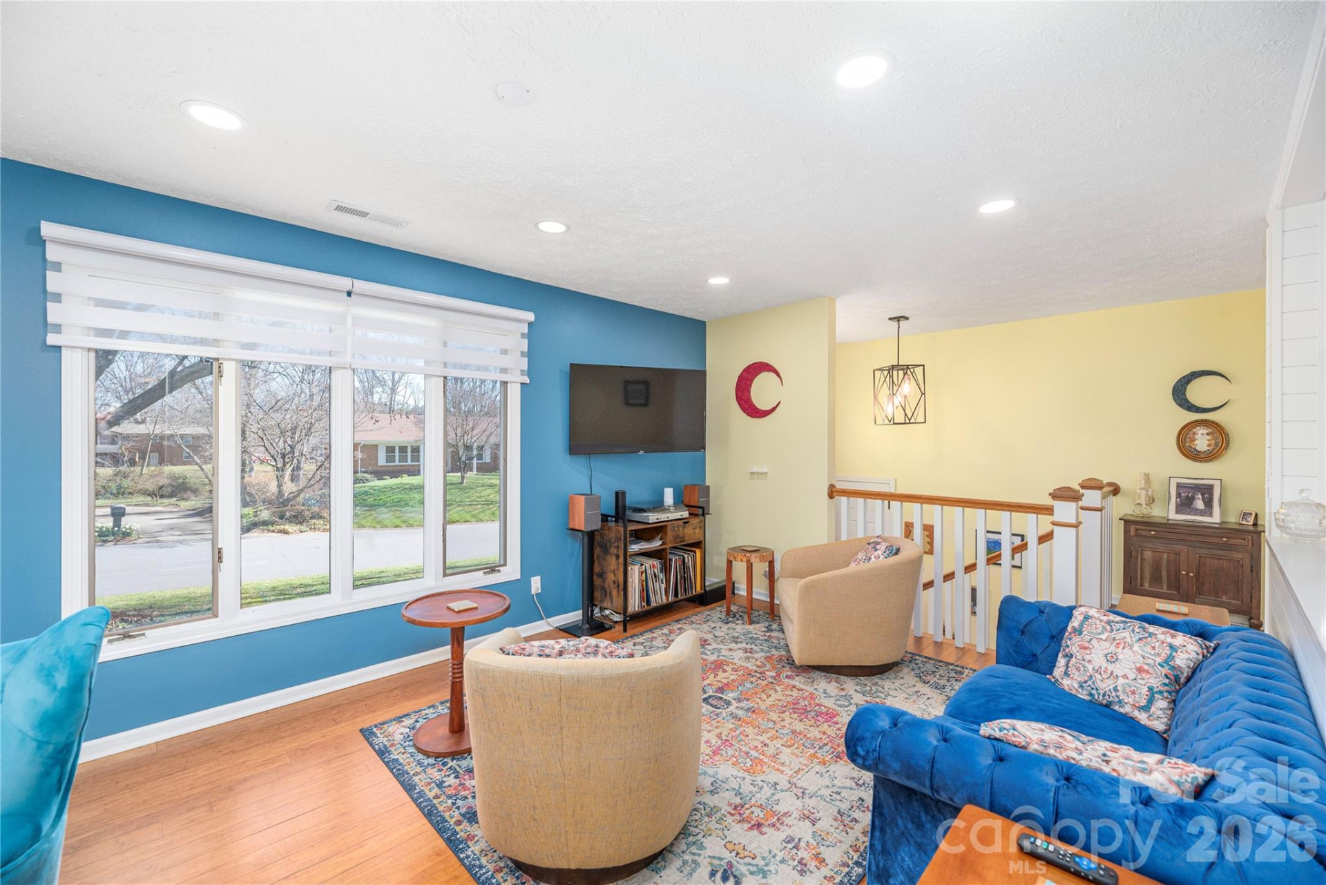 330 Woody Lane - Photo 6