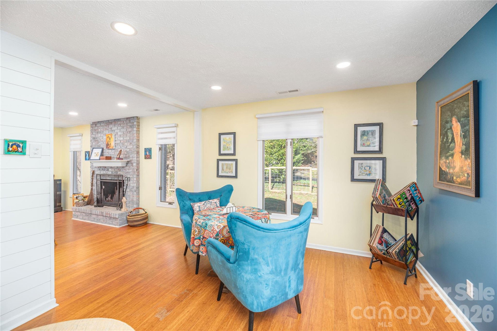 330 Woody Lane - Photo 7