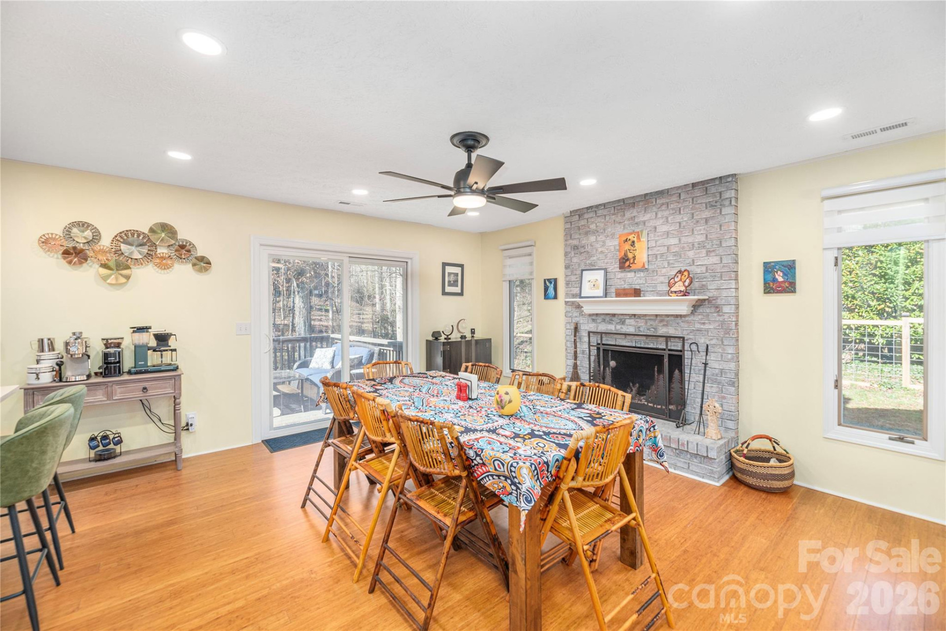 330 Woody Lane - Photo 8