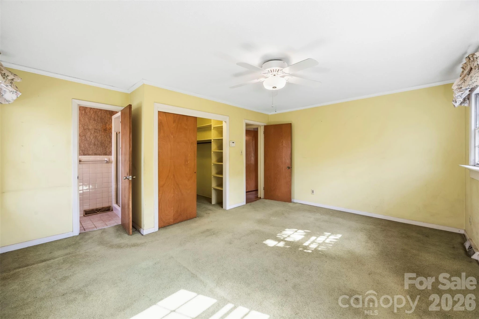 2968 Club Drive - Photo 18