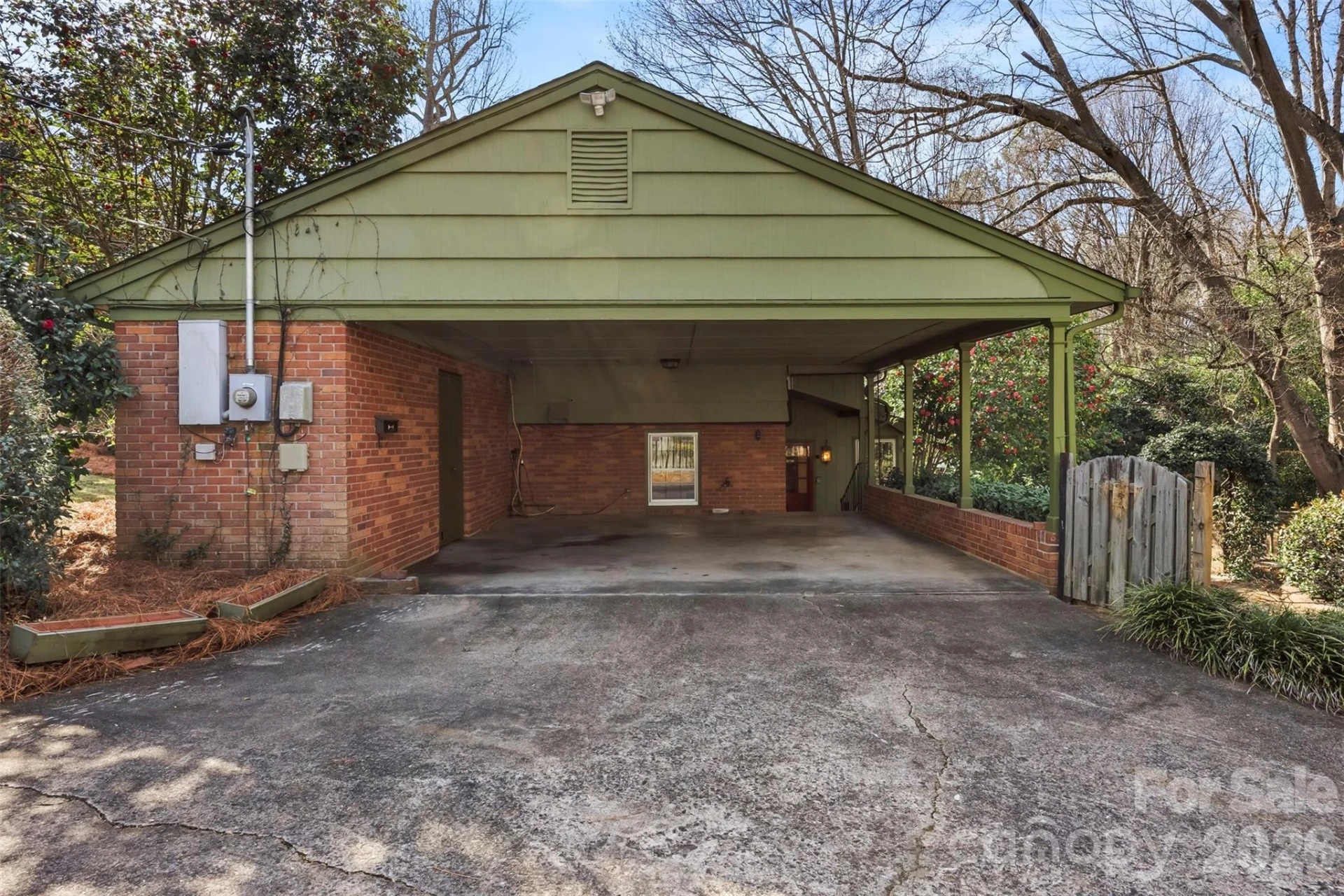 2968 Club Drive - Photo 3