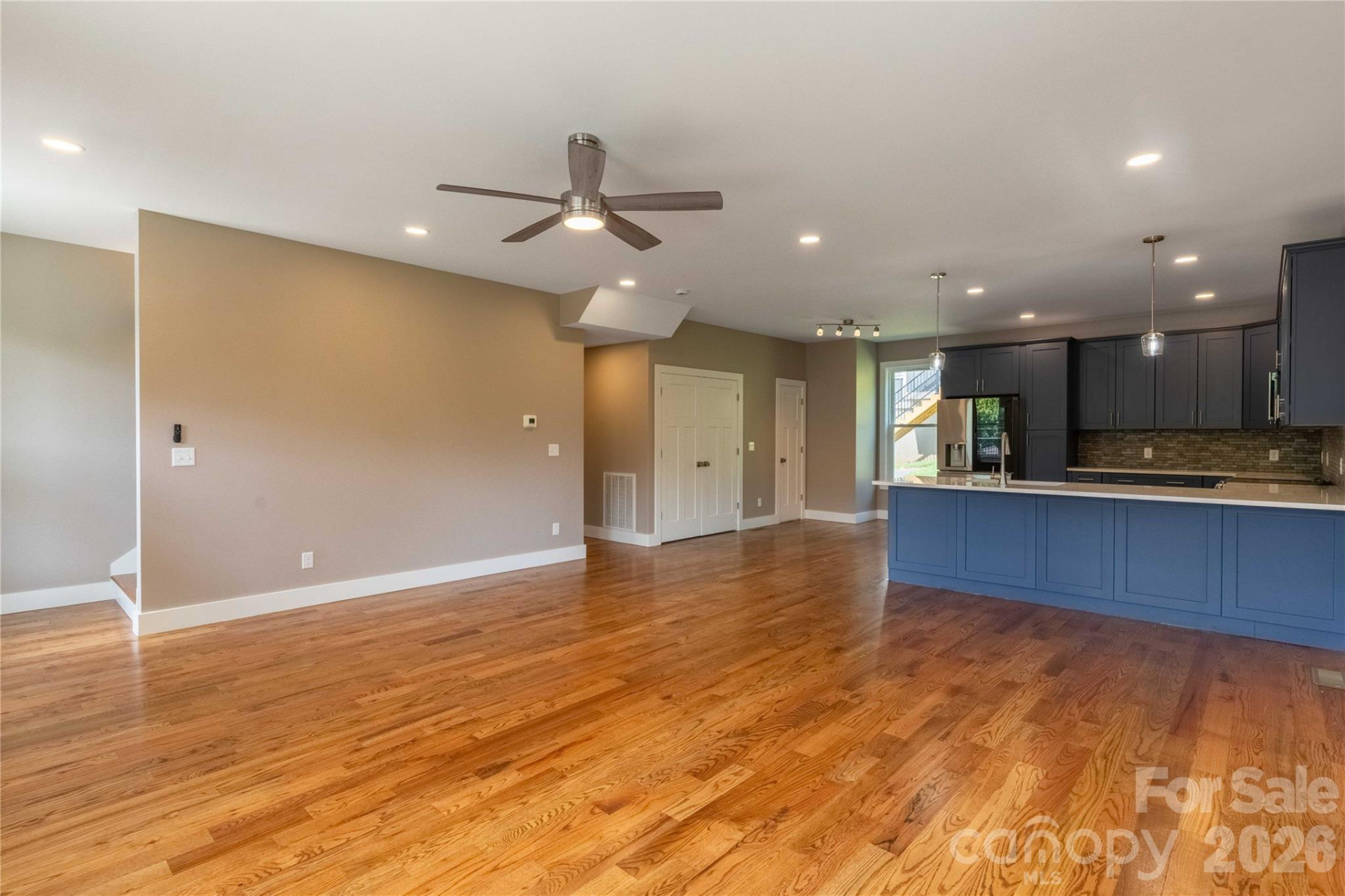 1711 Old Haywood Road - Photo 8