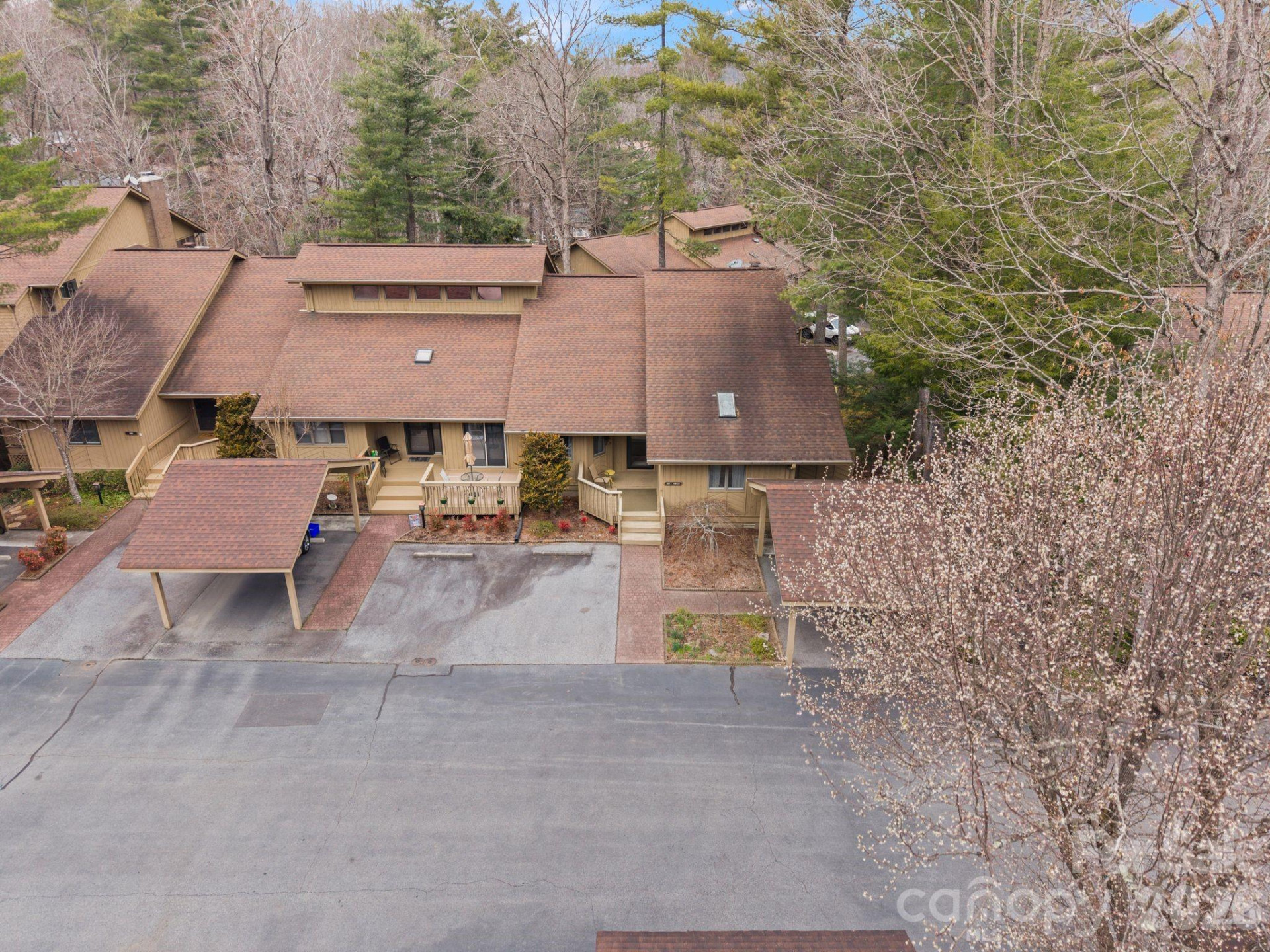 301 Scarlet Oak Lane - Photo 2