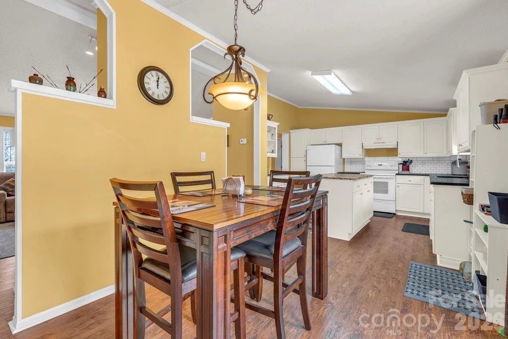 401 Lynn Gap Road - Photo 11