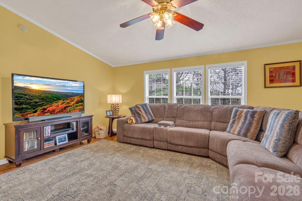 401 Lynn Gap Road - Photo 13