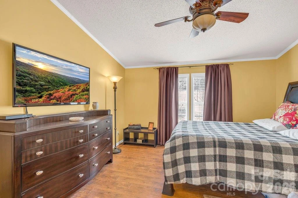 401 Lynn Gap Road - Photo 15