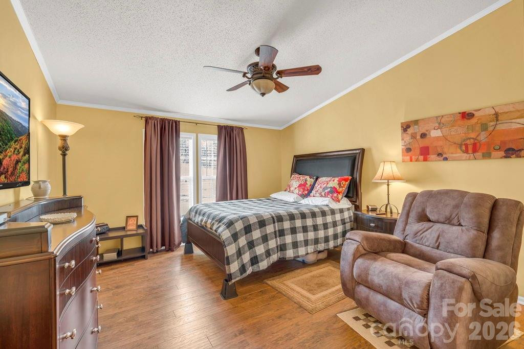 401 Lynn Gap Road - Photo 17