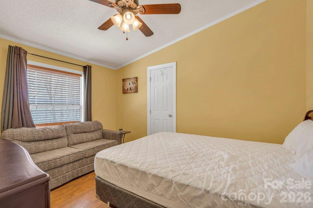 401 Lynn Gap Road - Photo 22