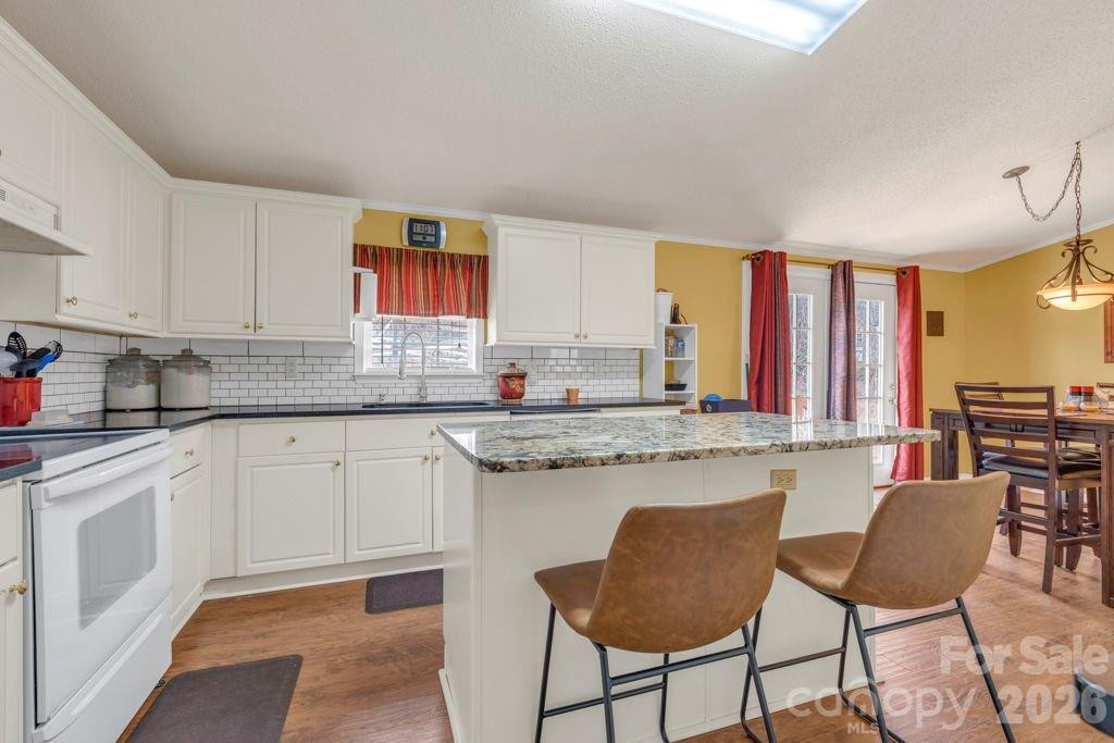 401 Lynn Gap Road - Photo 5