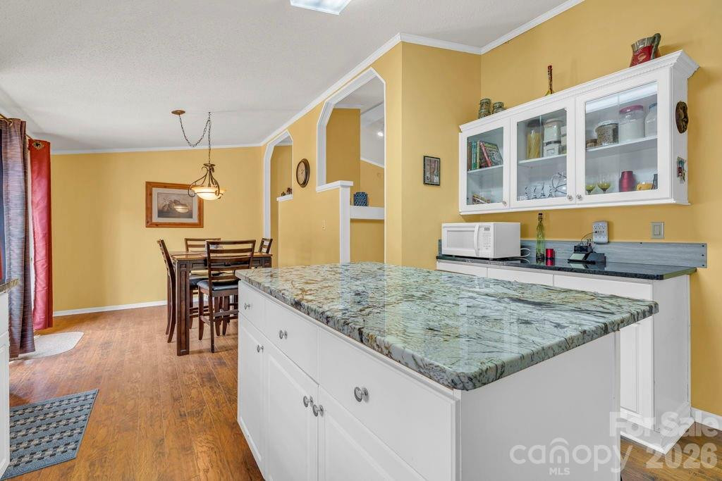 401 Lynn Gap Road - Photo 8