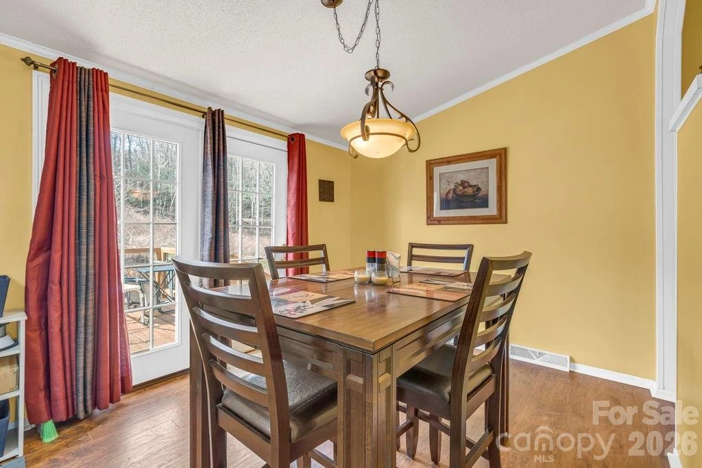 401 Lynn Gap Road - Photo 10