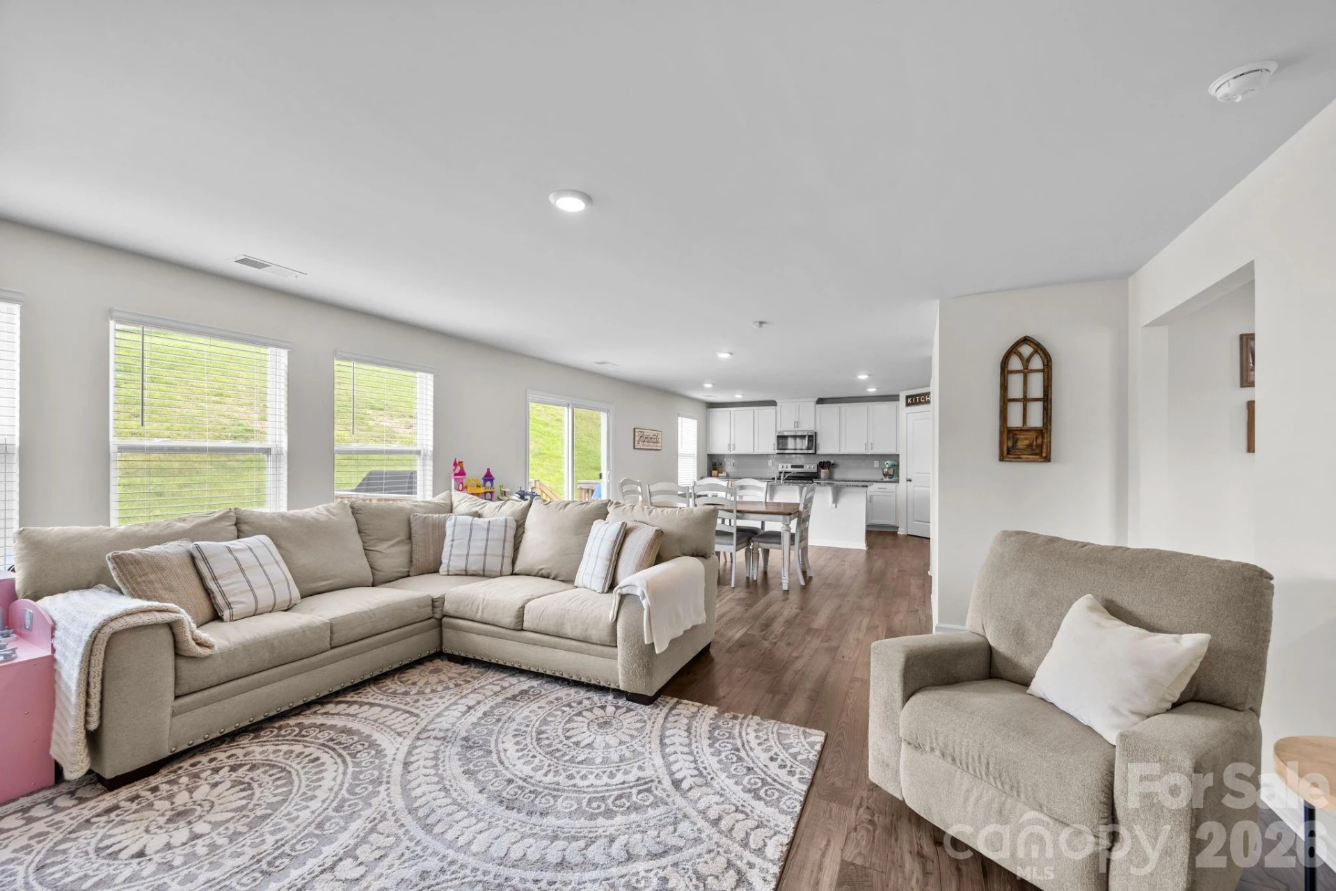 183 Marathon Lane - Photo 8
