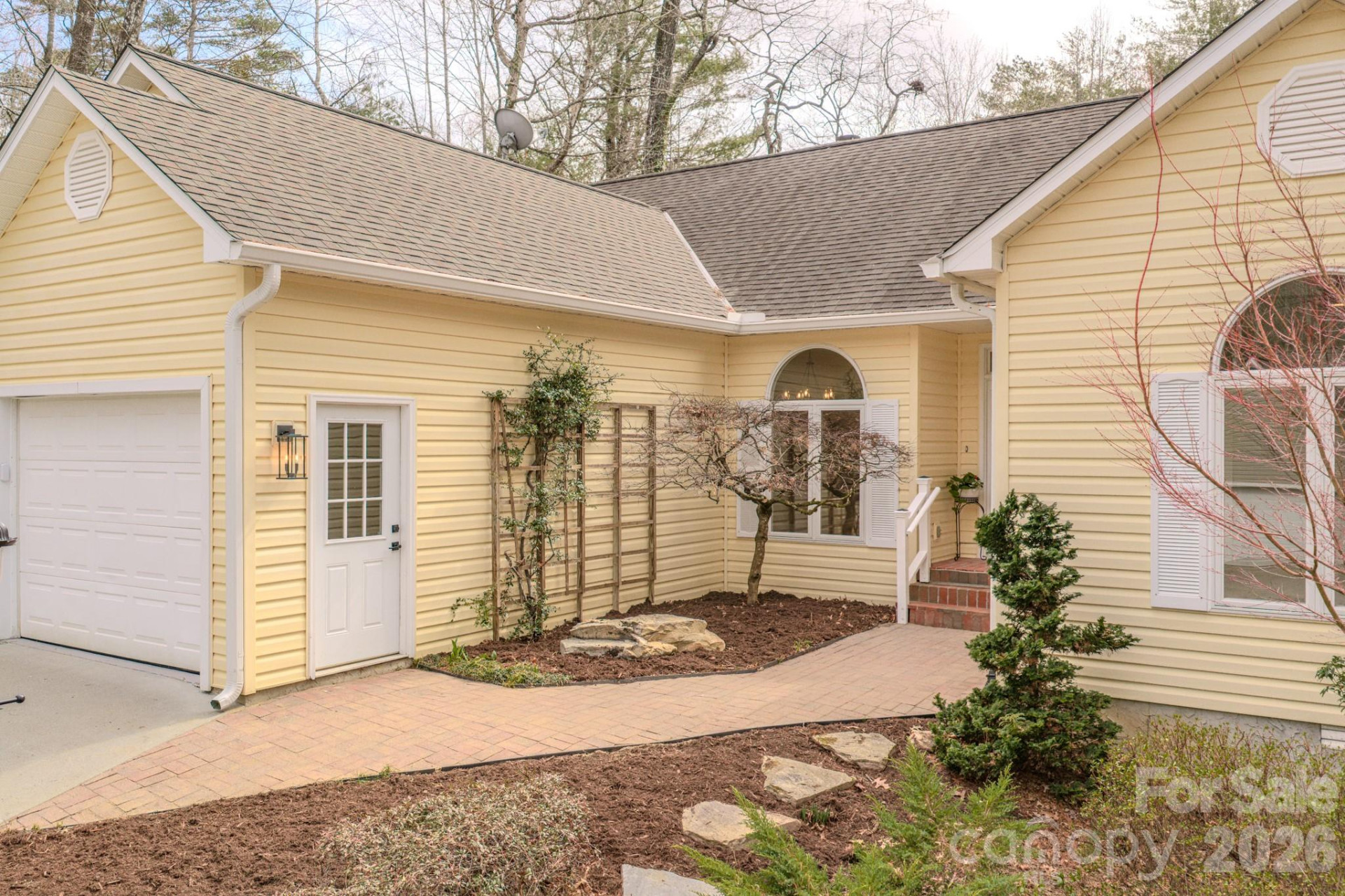 54 Wintergreen Drive - Photo 3
