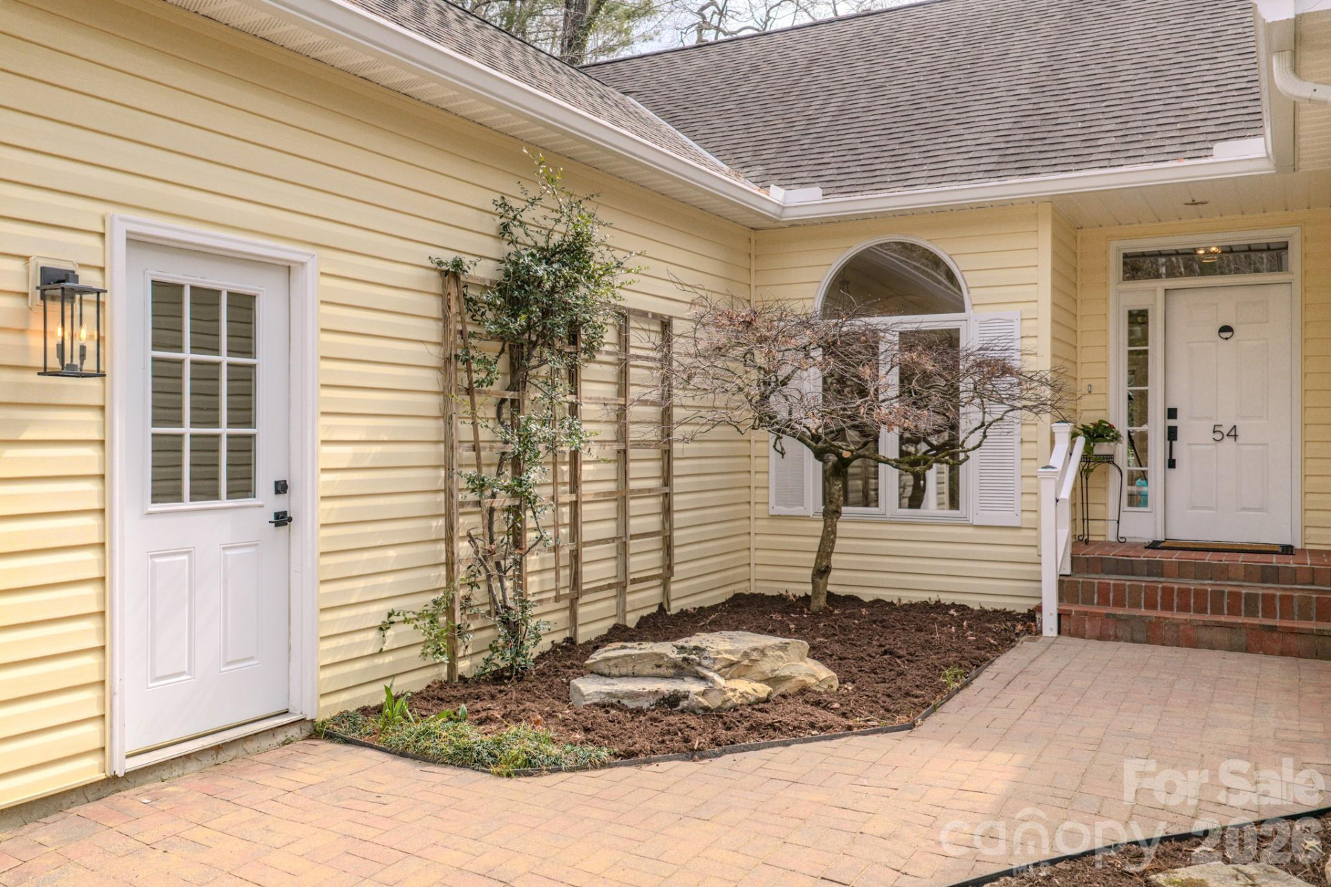 54 Wintergreen Drive - Photo 4