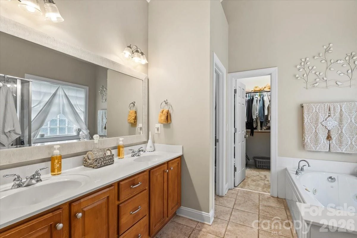 501 Conaway Court - Photo 16