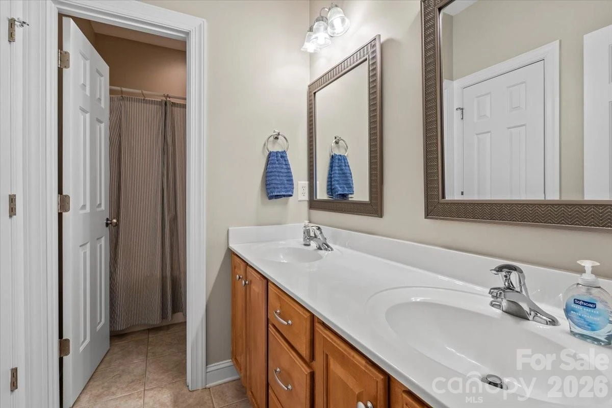 501 Conaway Court - Photo 22