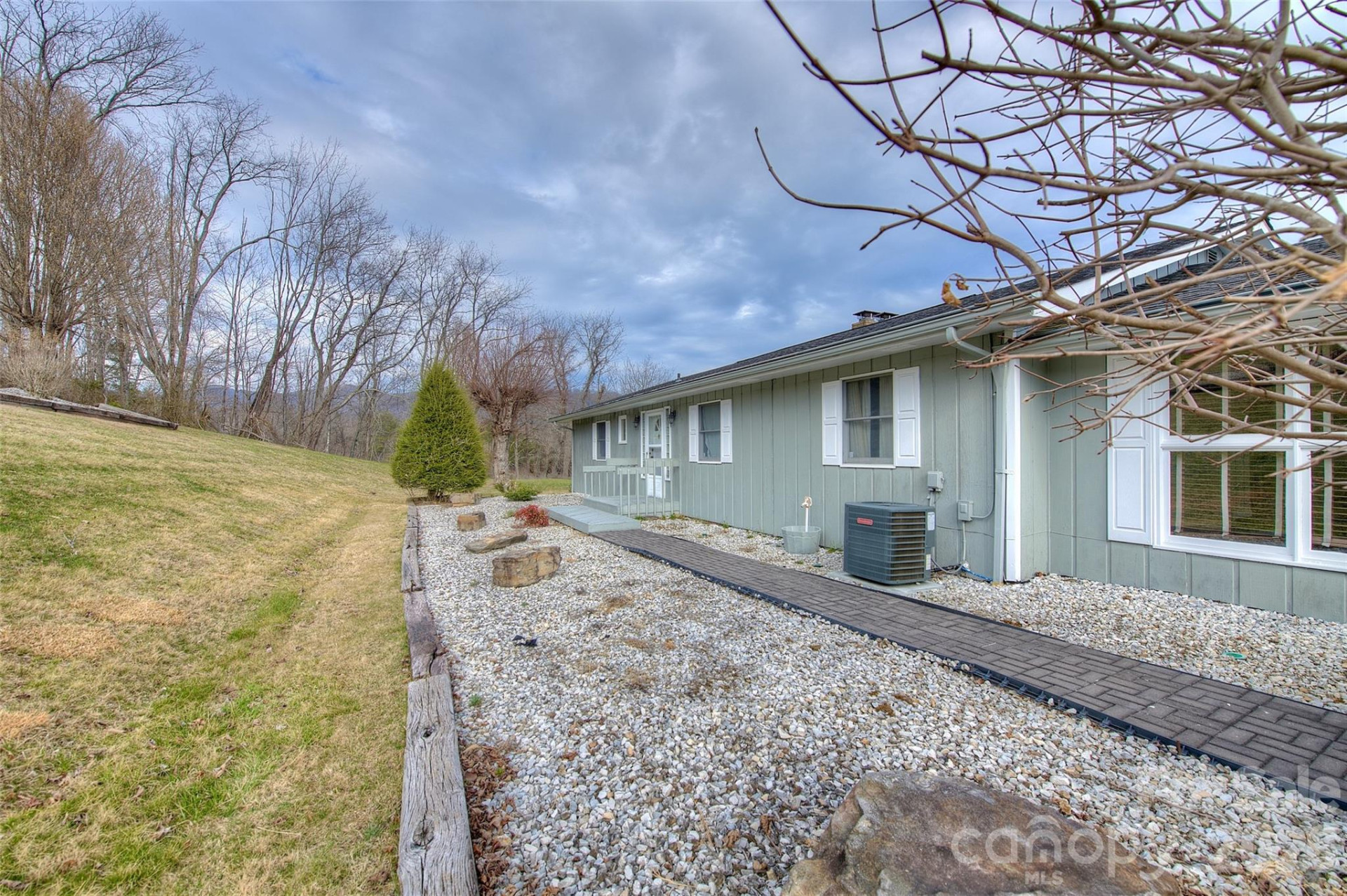 220 Grand View Lane - Photo 35