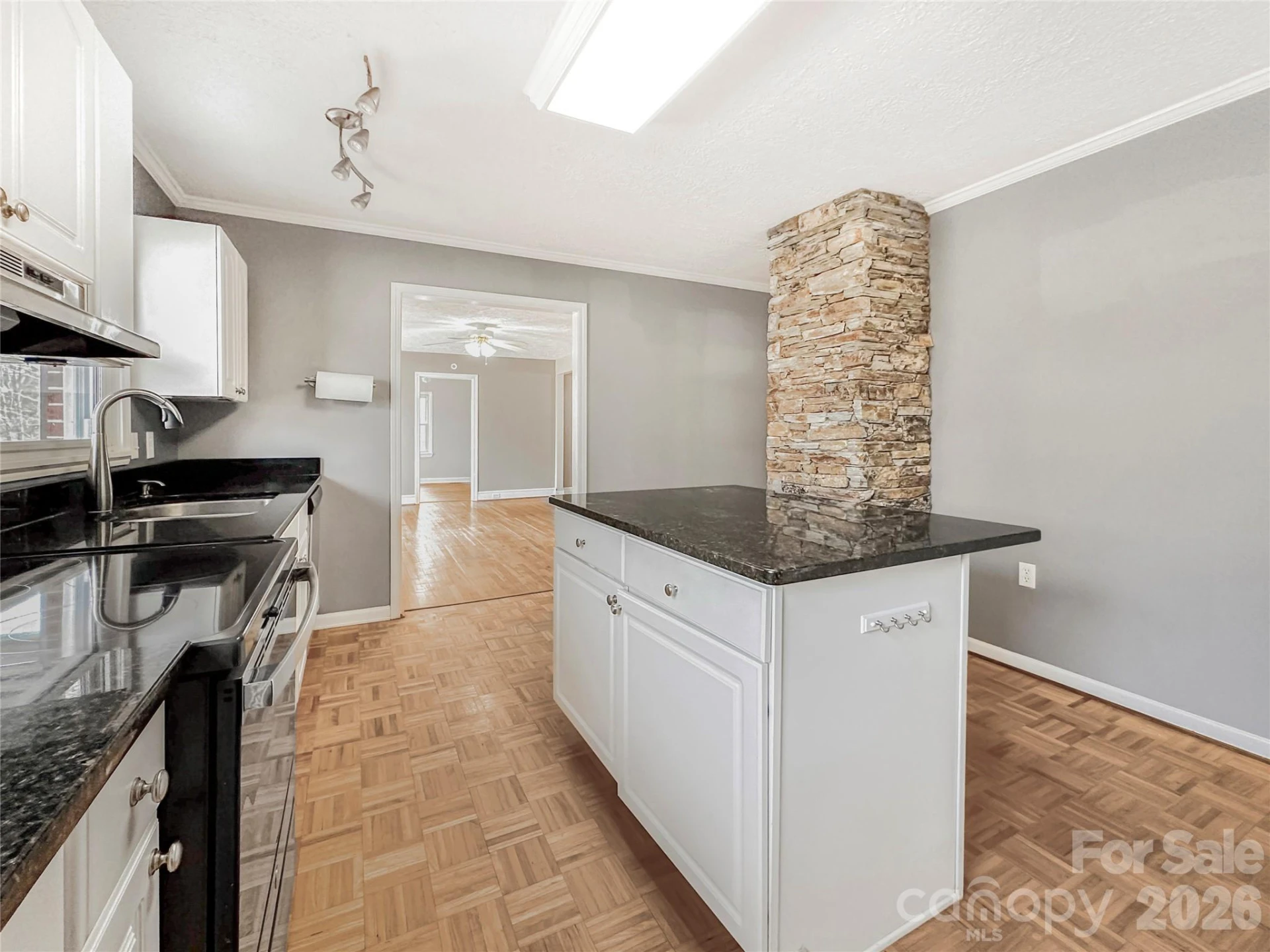 606 Park Avenue - Photo 19