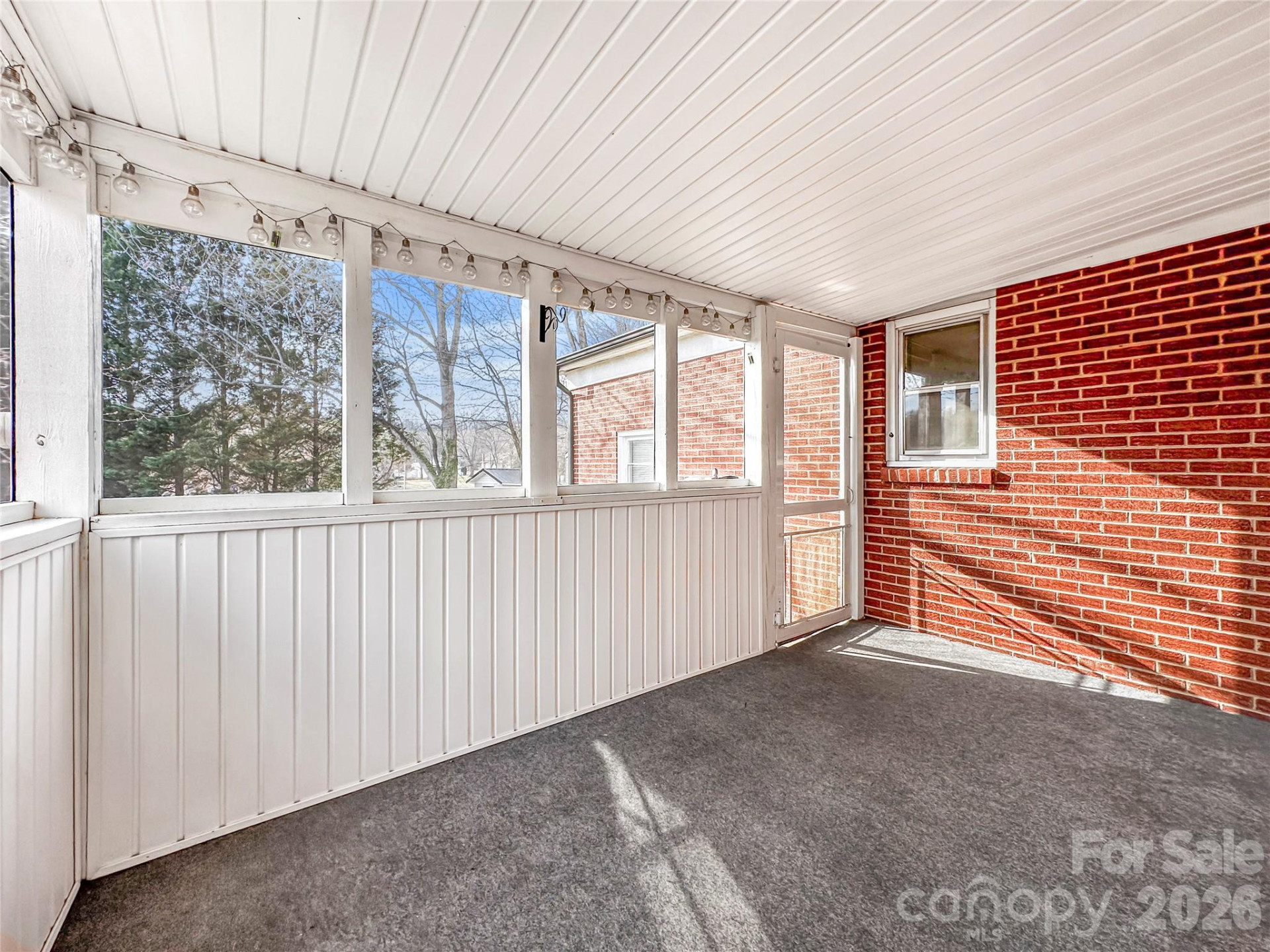 606 Park Avenue - Photo 33