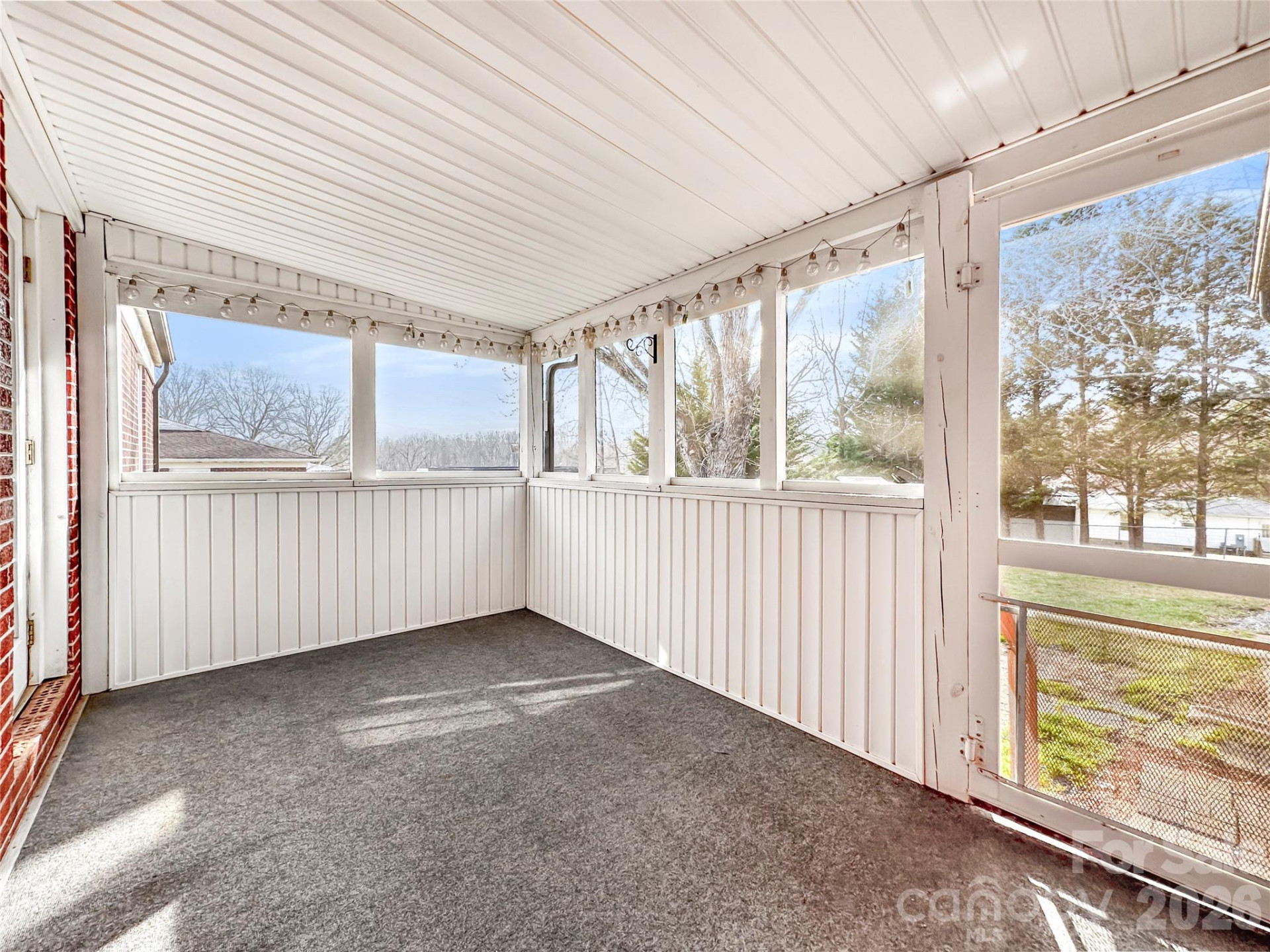 606 Park Avenue - Photo 34