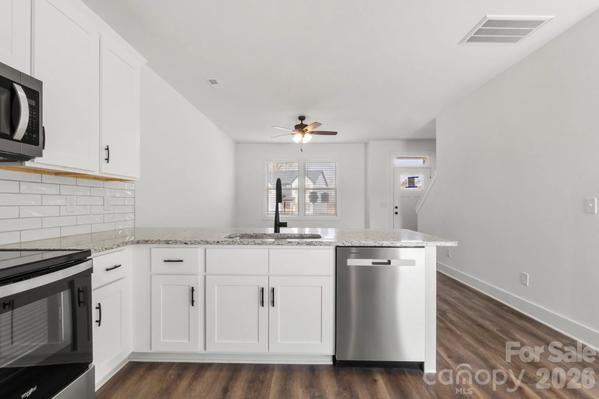 105 Indian Wells Court - Photo 8