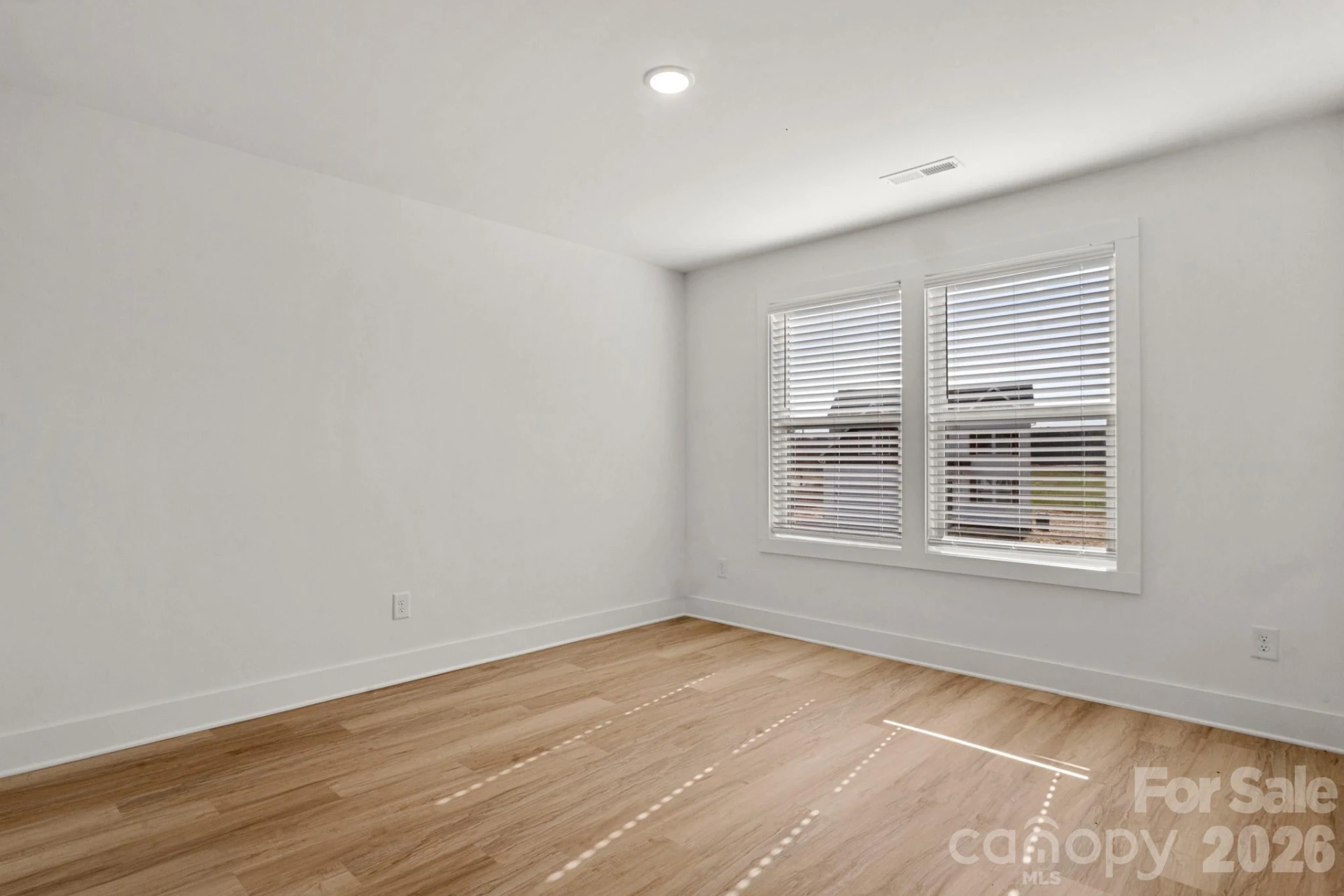 106 Indian Wells Court - Photo 33