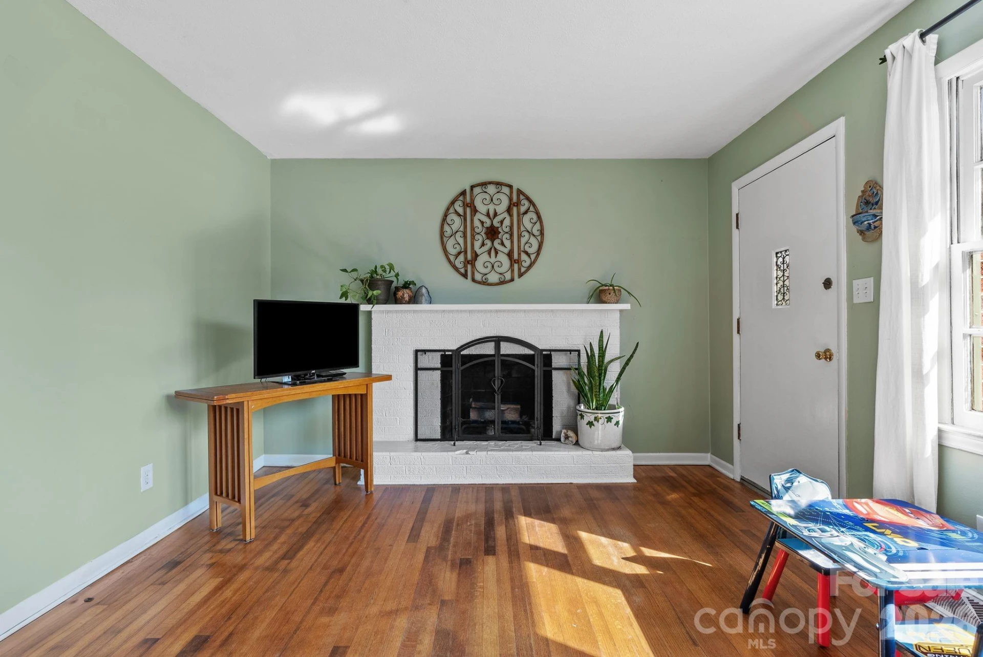 303 Stonewall Avenue - Photo 7