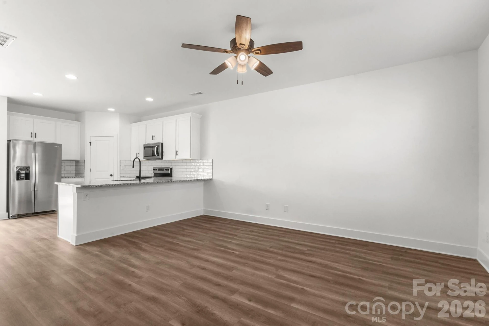 109 Indian Wells Court - Photo 4