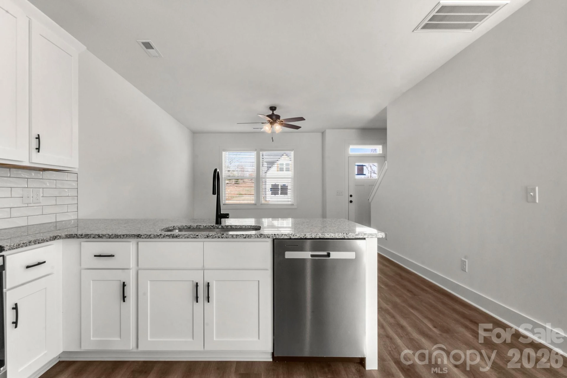 109 Indian Wells Court - Photo 10