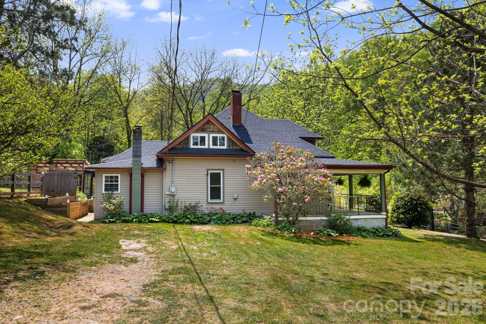 47 Saw Branch Road