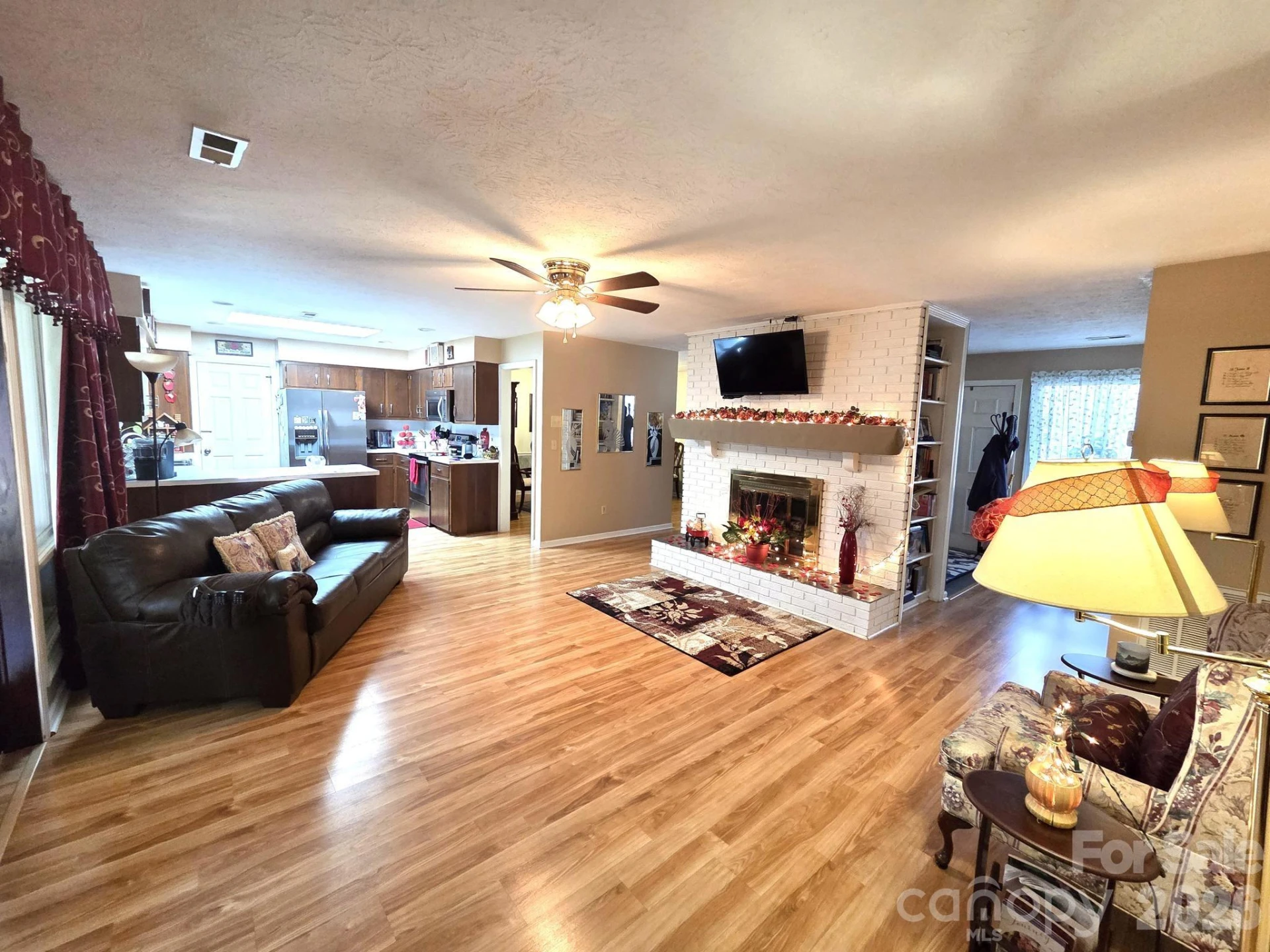 106 Laurel Lane - Photo 13