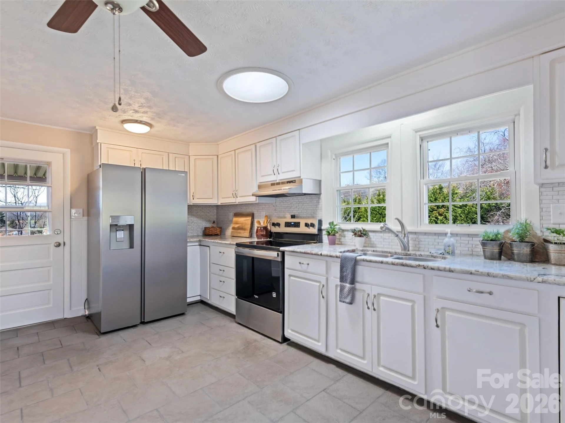 157 Morgan Street - Photo 17