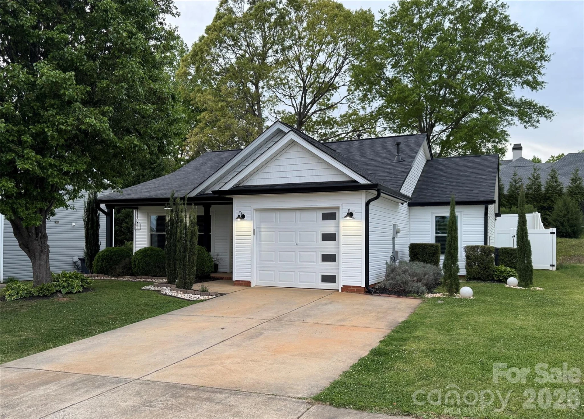 3056 Brookchase Boulevard - Photo 2