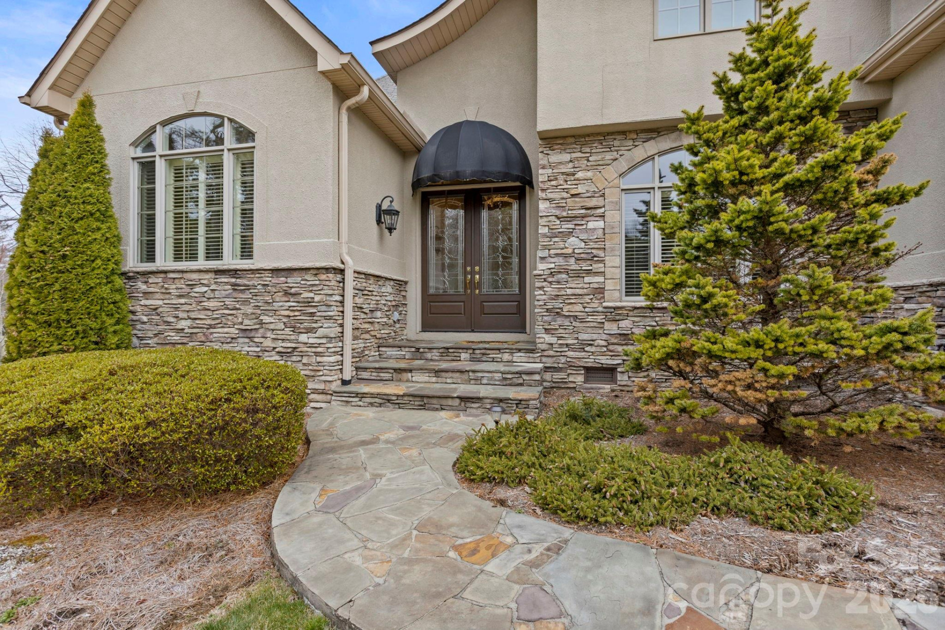 151 Founders Drive - Photo 4