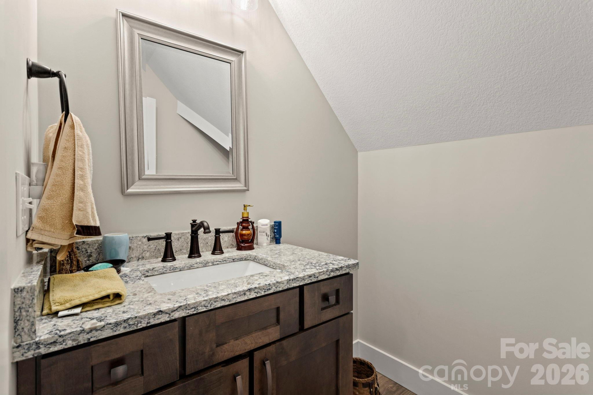 719 Overlook Drive - Photo 38