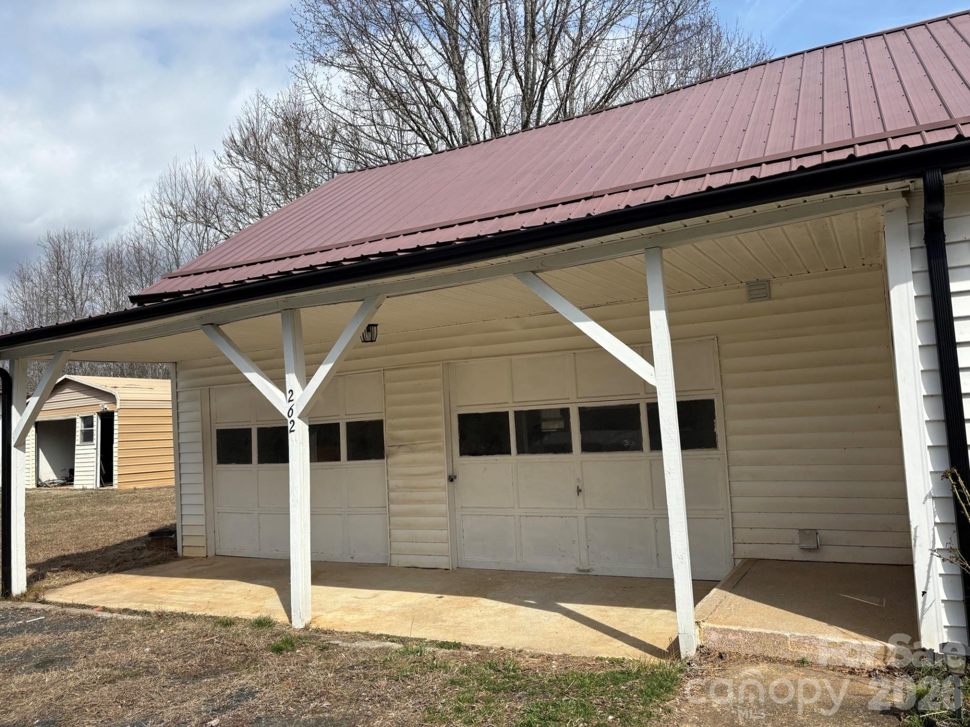 262 Blackberry Lane - Photo 2