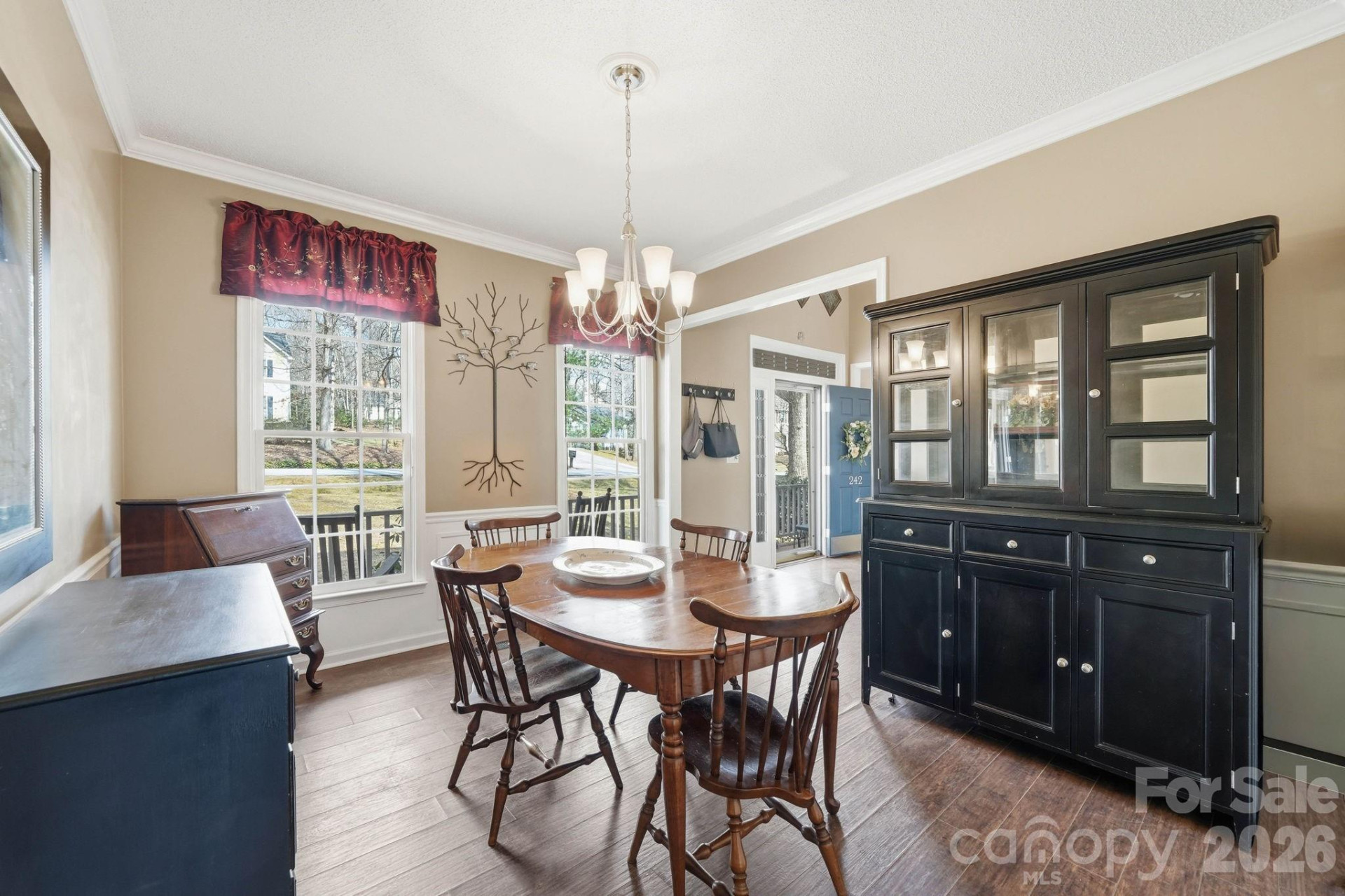 242 Windsor Forest Circle - Photo 18