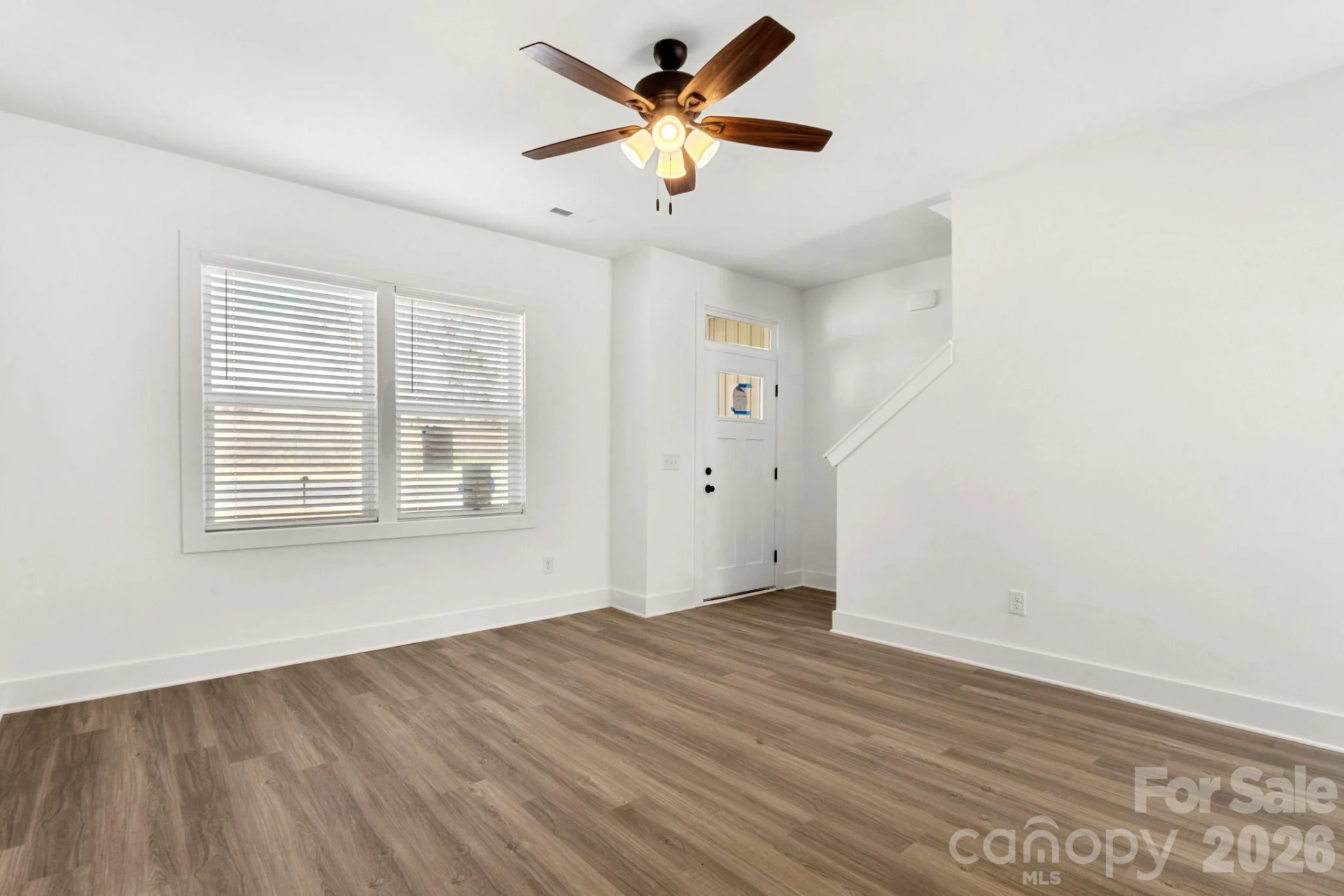 119 Indian Wells Court - Photo 4