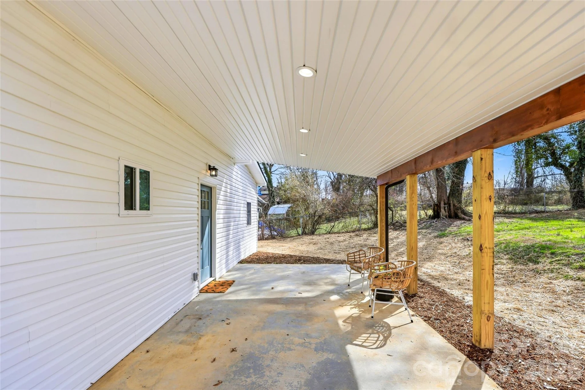 807 Whitted Street - Photo 35