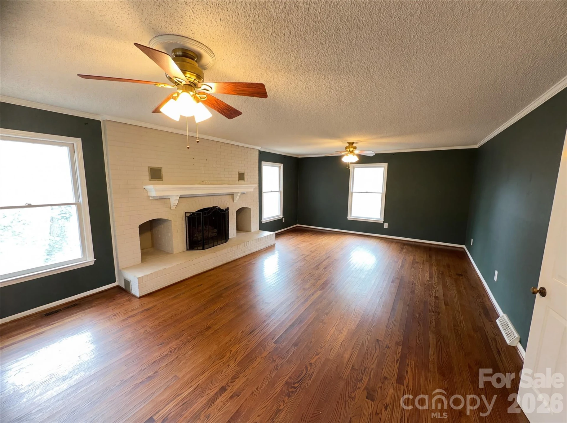 3029 Southampton Circle - Photo 3
