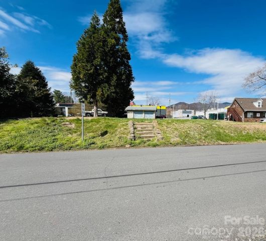 11 Terry Estate Drive, Black Mountain, NC, 28711