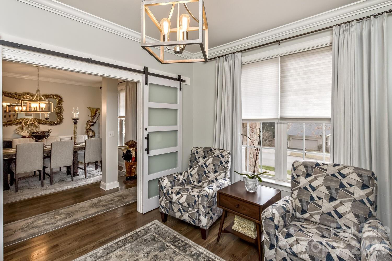 107 Mountain Drive - Photo 2