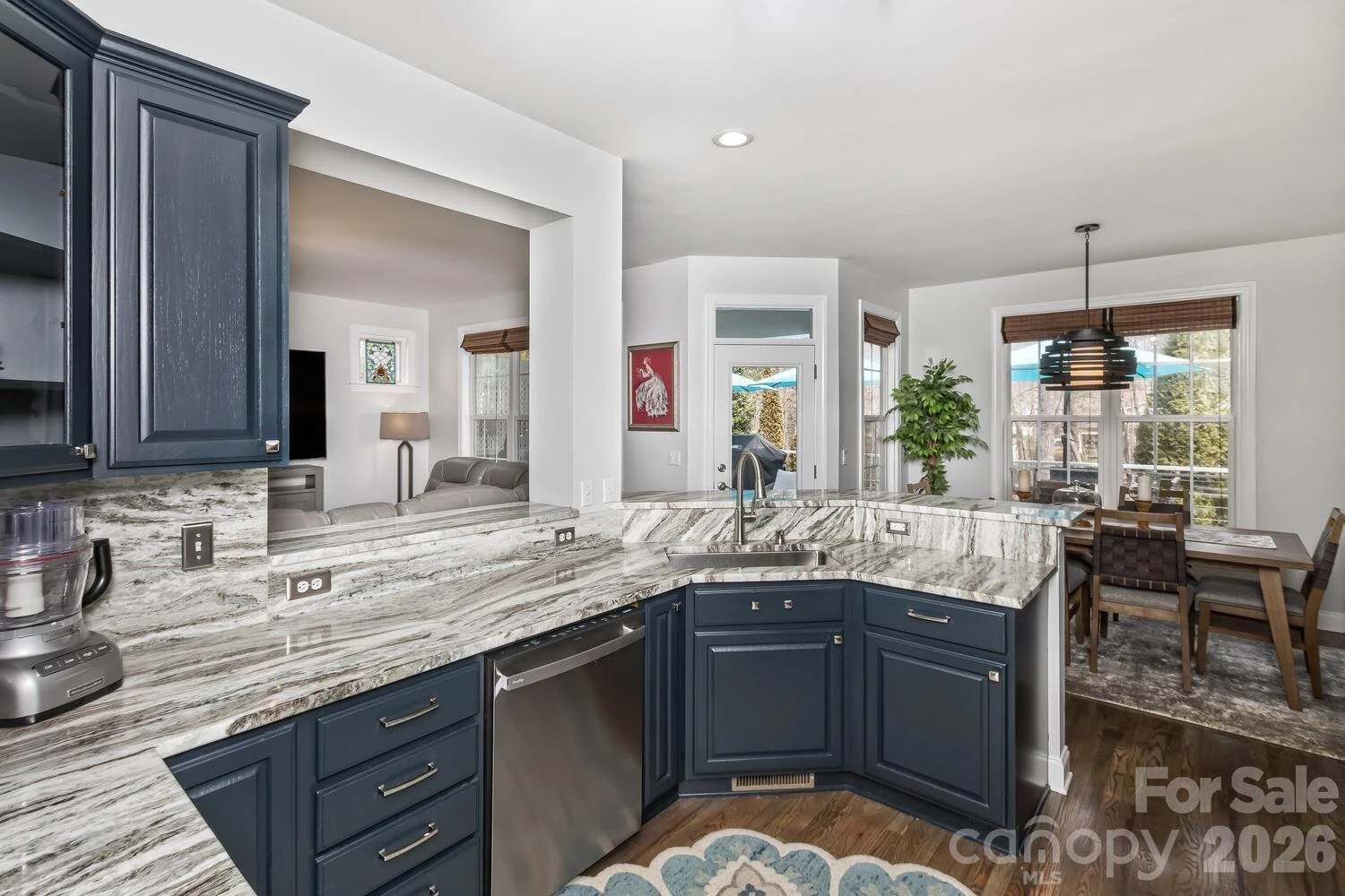 107 Mountain Drive - Photo 7