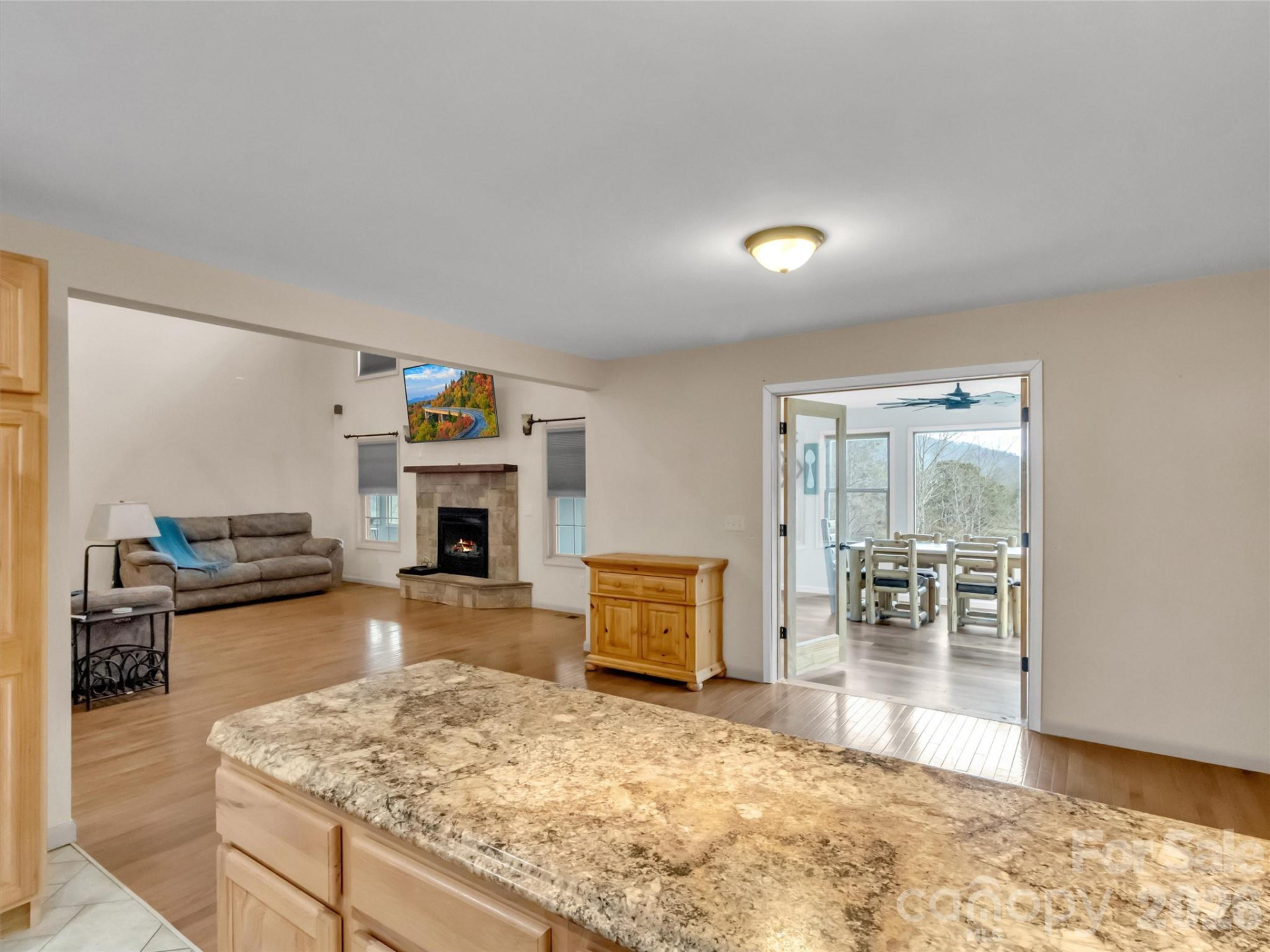 115 Fugitive Run - Photo 13