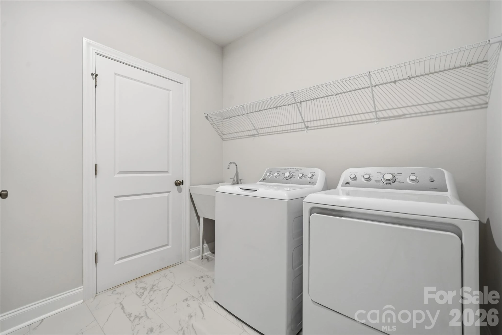 1837 Viewfield Road - Photo 23