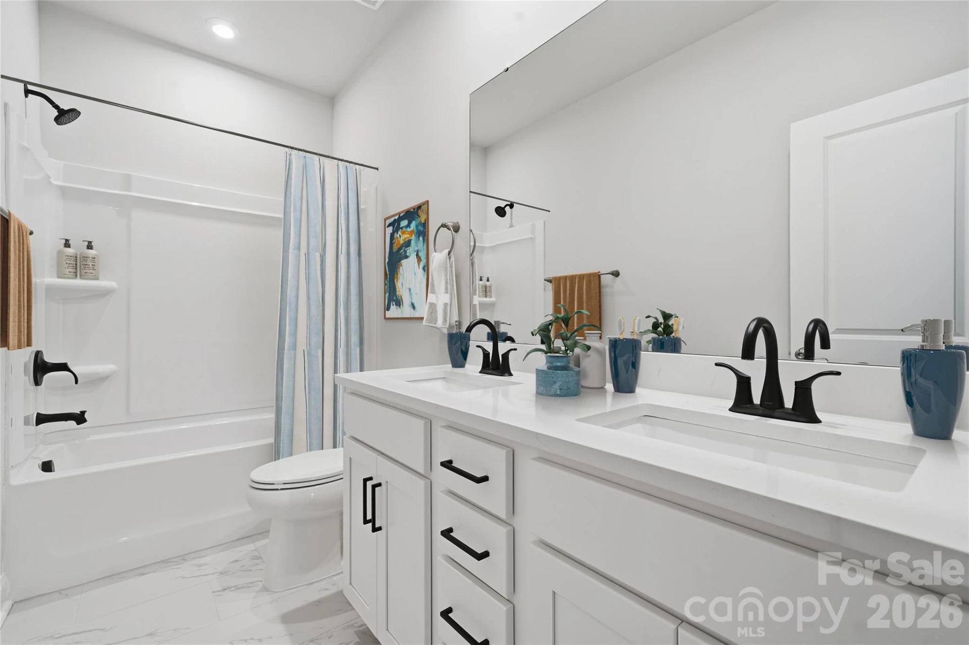 1841 Viewfield Road - Photo 14